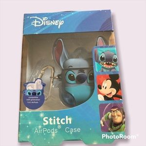 NWT Disney Stitch AirPods case. Compatible with generation 1 & 2 AirPods